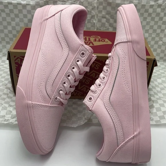 Vans Men's Pink Sneakers Classic Design Old Skool
Pastel Mono Pink
VN000CT8PNK - Picture 11 of 16
